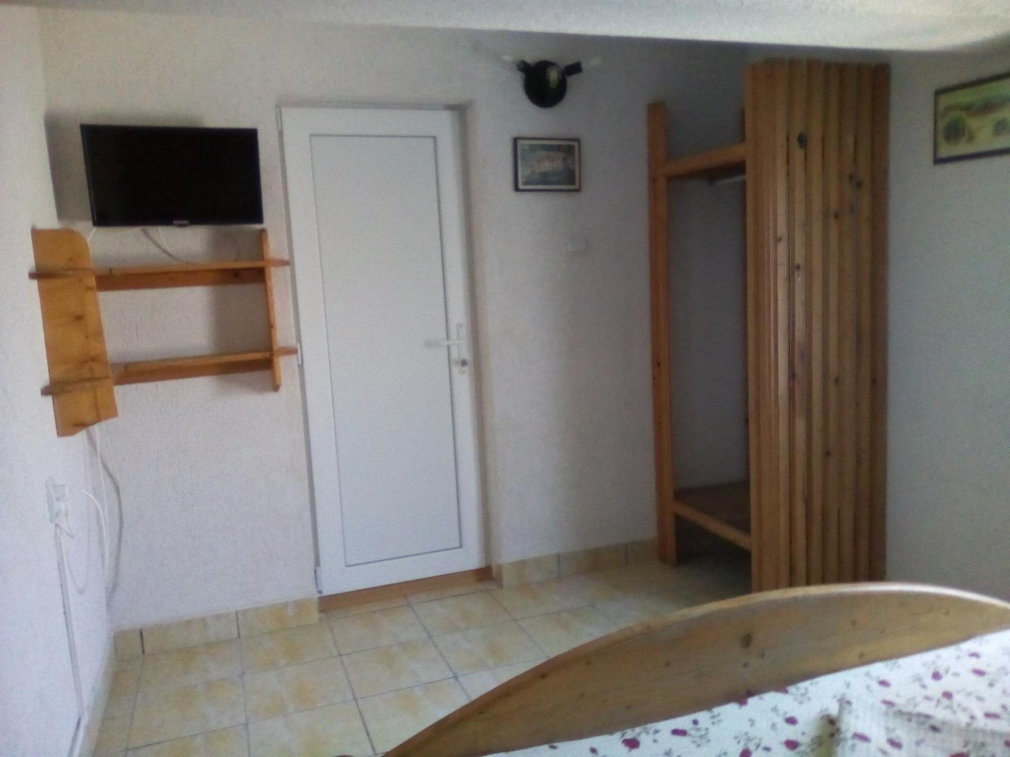 Apartamente Pinciuc Костинешти Экстерьер фото